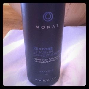 Monat restore leave in conditioner